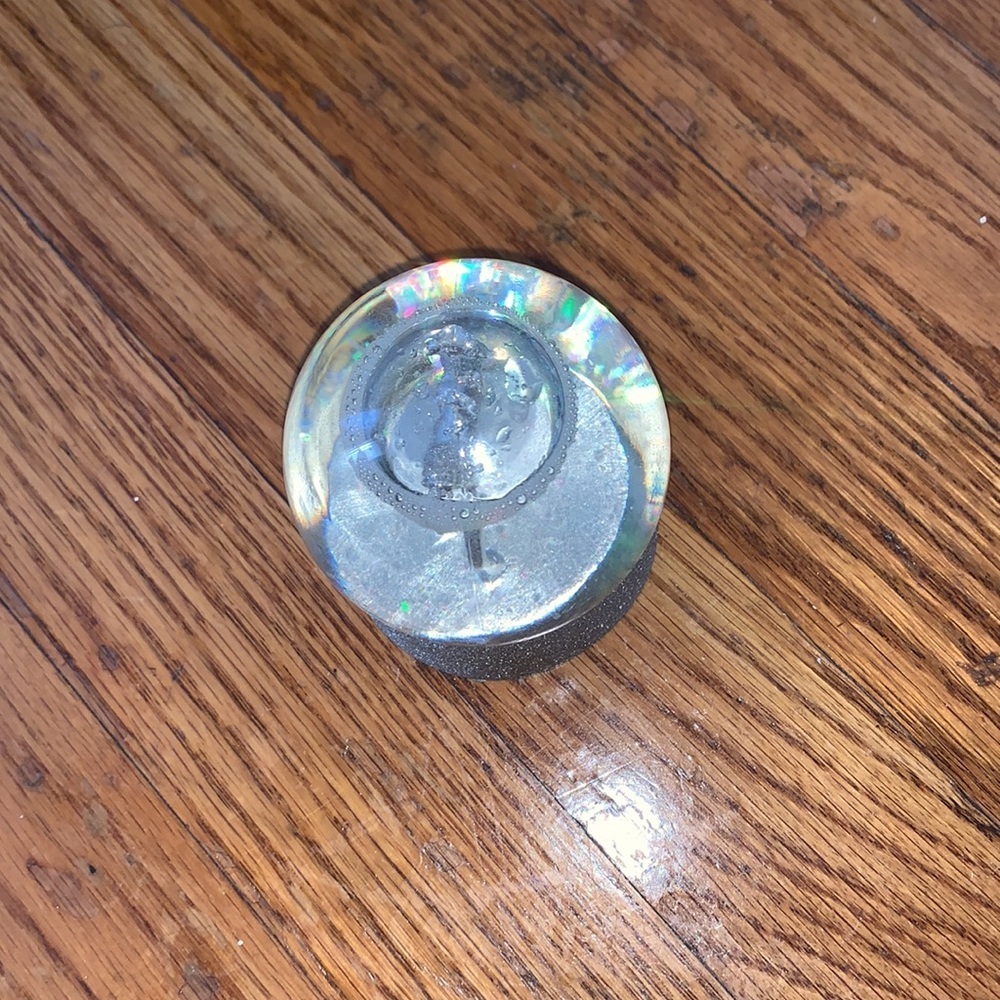 Mini Snow globe with unicorn inside cute mini Snowglobe glitter silver Claire’s - Picture 4 of 14
